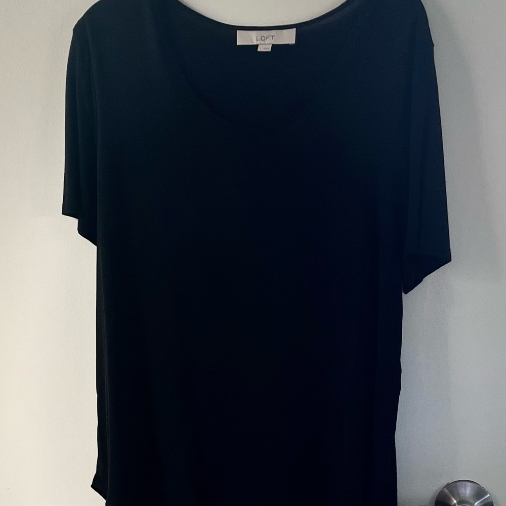 LOFT Black Relaxed Short Sleeve T-Shirt